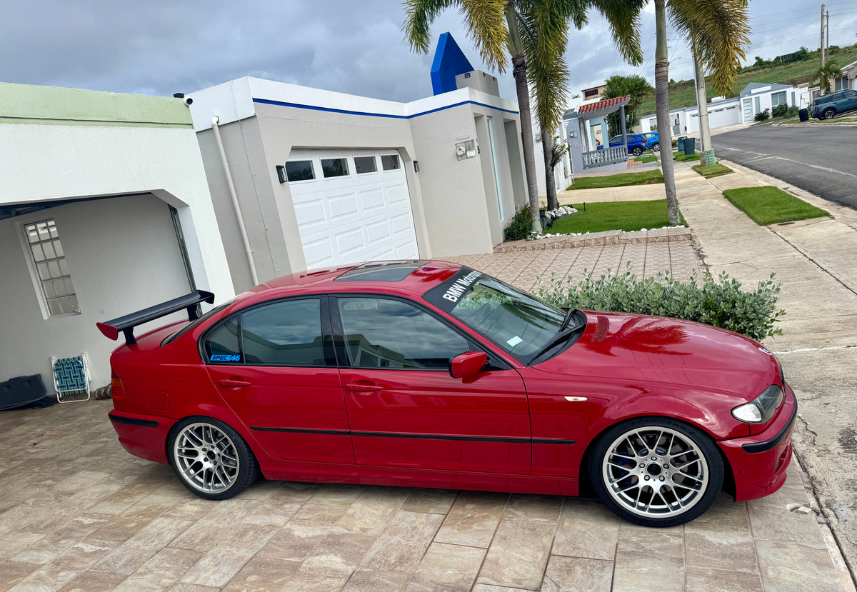 2003 BMW 330i