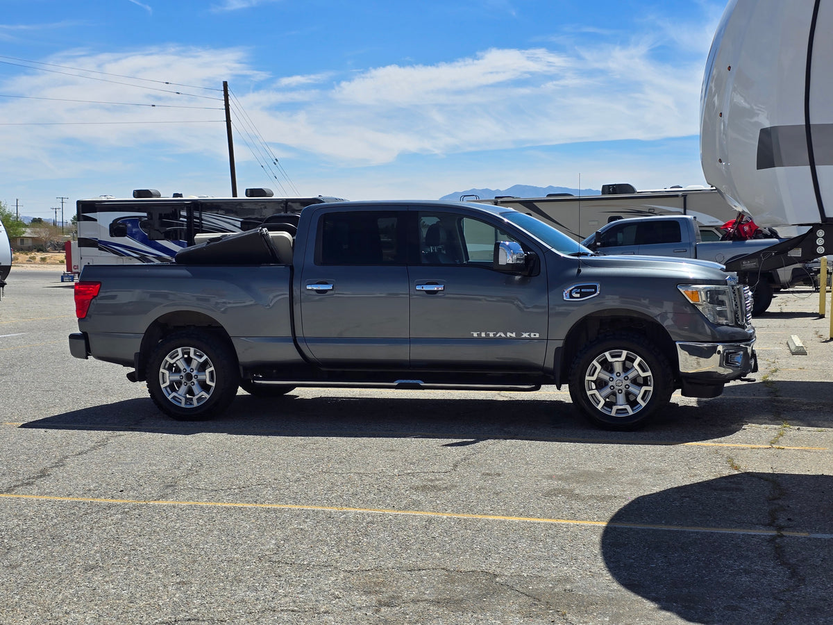 2017 Nissan TITAN XD