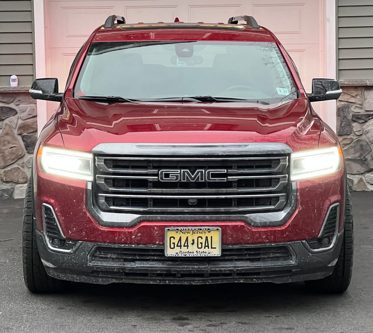 2022 GMC Acadia AT4