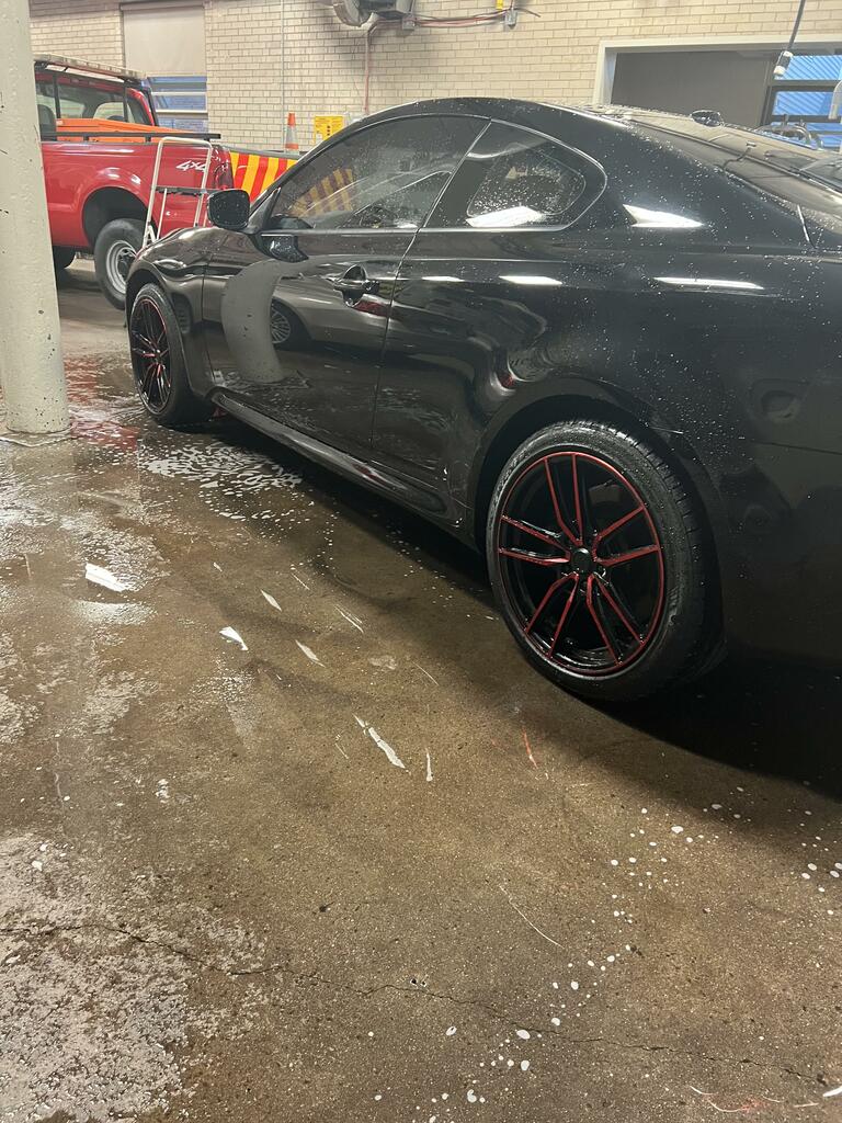 Lewis's 2011 Infiniti G37