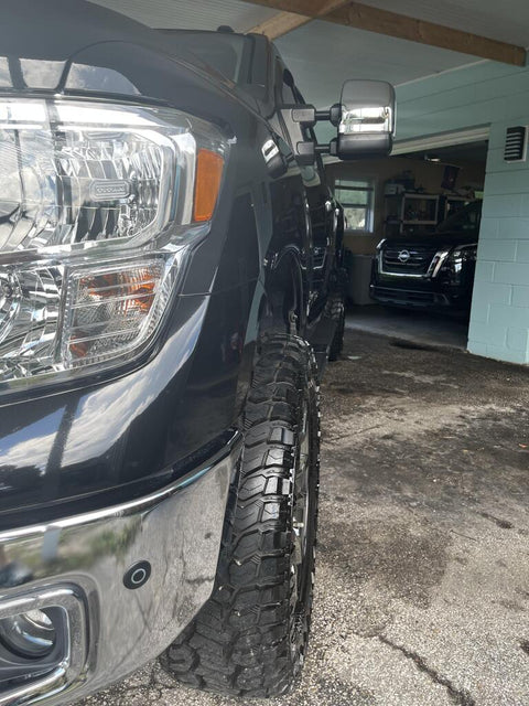 Jose's 2020 Nissan Titan