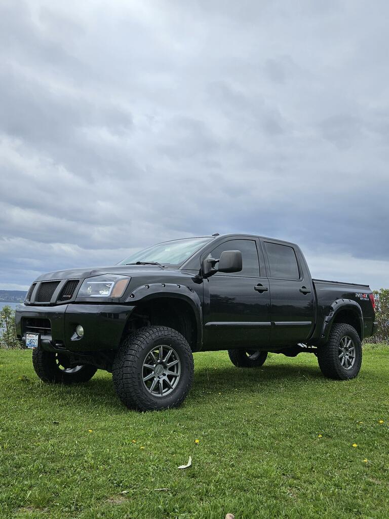 Dylan's 2012 Nissan Titan