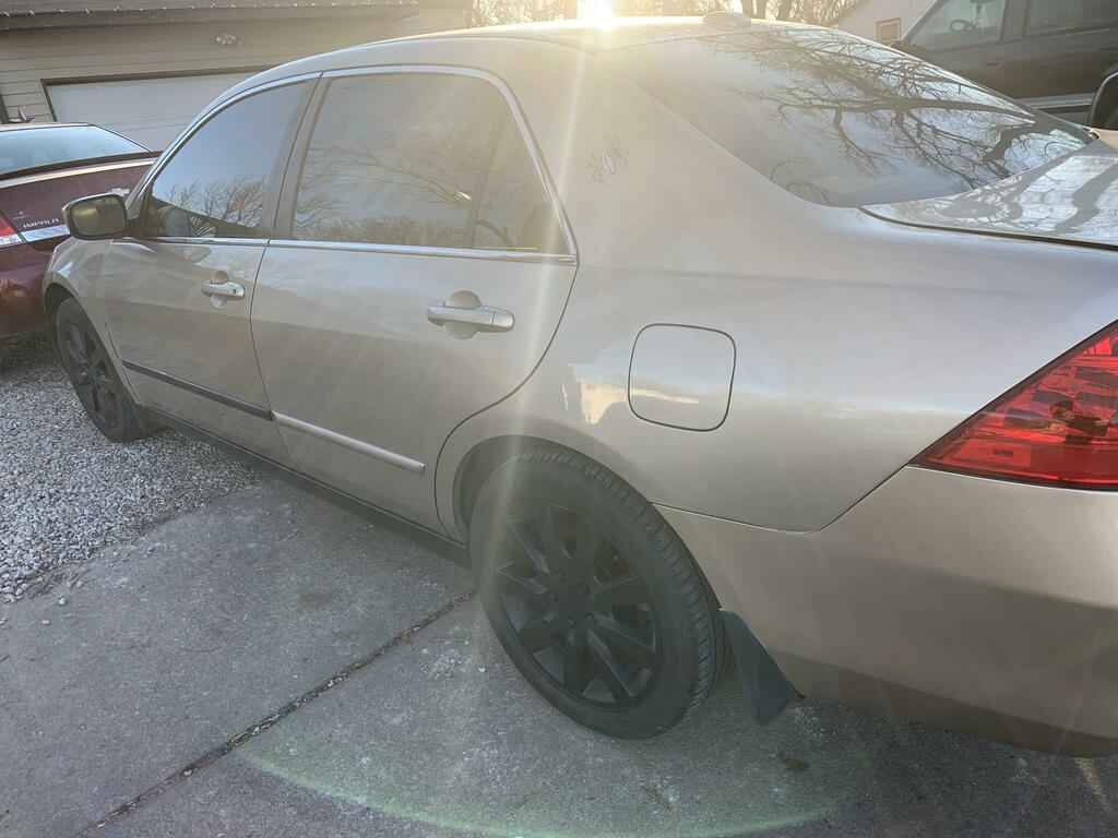 Hondyguy01's 2005 Honda Accord