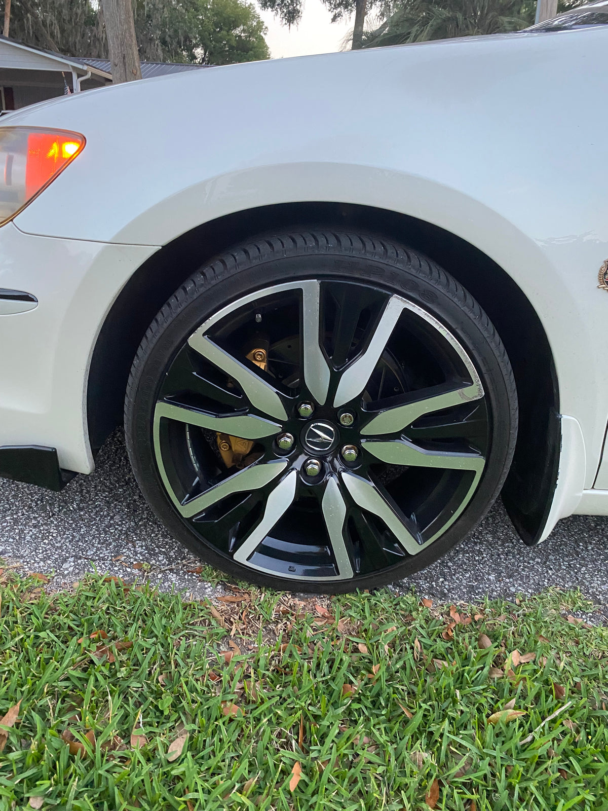 2005 Acura RL
